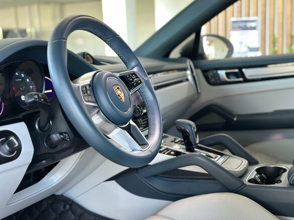 2023 Porsche Cayenne Coupé III, серый, 12780000 рублей - вид 14