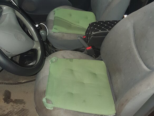 2000 Toyota Yaris I, чёрный, 268000 рублей - вид 6