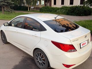 2016 Hyundai Solaris I Рестайлинг, белый, 875000 рублей, вид 3