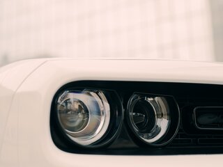 2022 Dodge Challenger R__T III Рестайлинг 2, белый, 10000000 рублей, вид 3