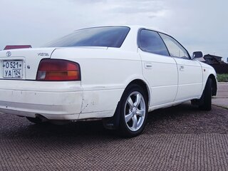 1995 Toyota Vista IV (V40), белый, 250000 рублей, вид 3