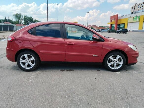 2013 Chery M11 (A3), красный, 320000 рублей - вид 2