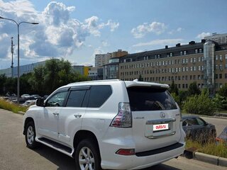 2017 Lexus GX 460 II Рестайлинг, белый, 5300000 рублей, вид 4