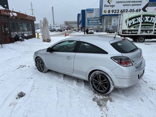 2010 Opel Astra GTC H Рестайлинг, серебристый, 510000 рублей, вид 5
