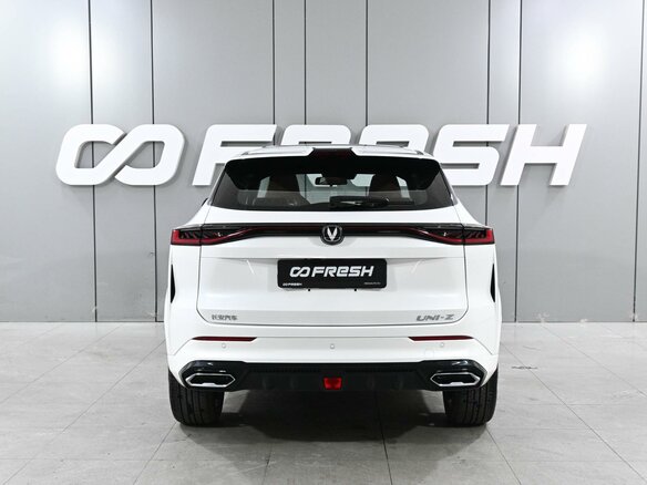 2025 Changan UNI-Z, белый, 2819000 рублей - вид 3