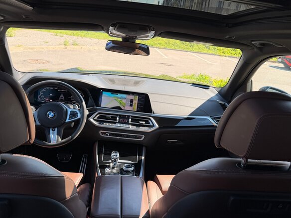 2019 BMW X5 M50d IV (G05/G18), чёрный, 6500000 рублей - вид 6