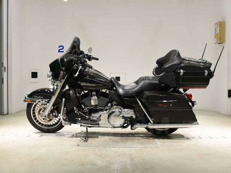 2009 Harley-Davidson Electra Glide, чёрный, 950000 рублей, вид 4