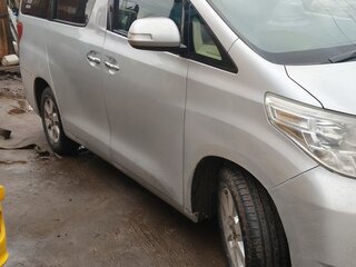 2010 Toyota Alphard II, серый, 2000000 рублей, вид 2