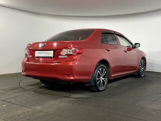 2010 Toyota Corolla X (E140, E150) Рестайлинг, красный, 619900 рублей, вид 4