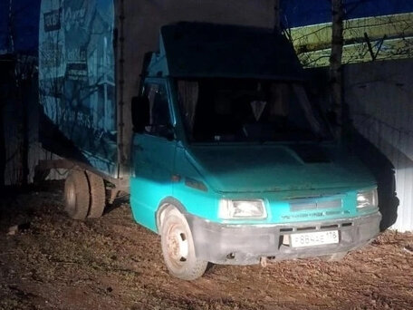 1993 Iveco Daily, зелёный, 250000 рублей, вид 5