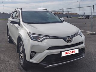 2018 Toyota RAV4 IV (XA40) Рестайлинг, белый, 1910000 рублей, вид 1