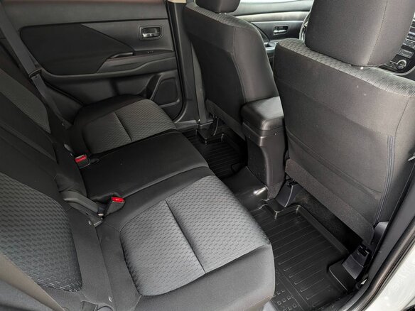2015 Mitsubishi Outlander III Рестайлинг 2, белый - вид 24