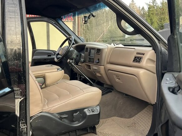 2005 Ford F-250, чёрный, 1800000 рублей - вид 12
