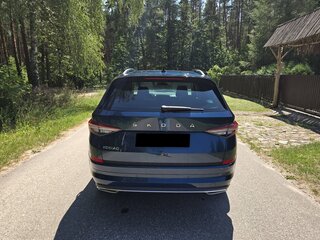 2023 Skoda Kodiaq I Рестайлинг, синий, 3700000 рублей, вид 4