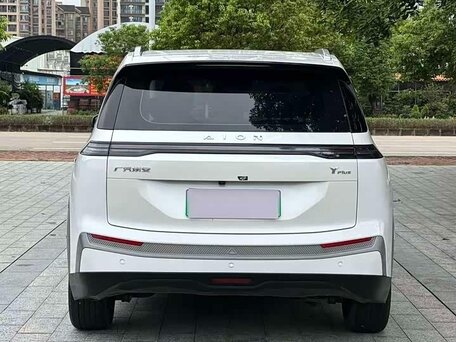 2025 Aion Y Plus 51.9 kWh, белый, 1670000 рублей, вид 3