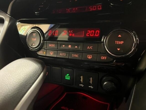 2023 Mitsubishi Eclipse Cross I Рестайлинг, белый - вид 23