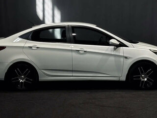 2015 Hyundai Solaris I Рестайлинг, белый, 893000 рублей, вид 4