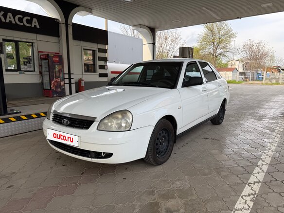 2009 Lada (ВАЗ) Priora I, белый, 299999 рублей