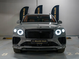 2025 Bentley Bentayga Speed I Рестайлинг, серый, 43000000 рублей, вид 2