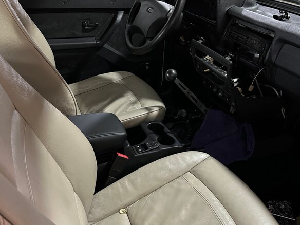 2001 Lada (ВАЗ) 2121 (4x4) I Рестайлинг, белый, 850000 рублей - вид 1