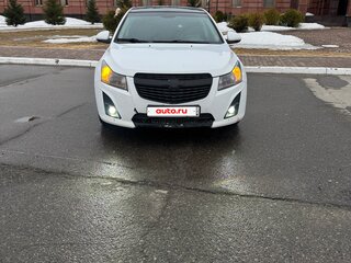 2013 Chevrolet Cruze I Рестайлинг, белый, 610000 рублей, вид 2