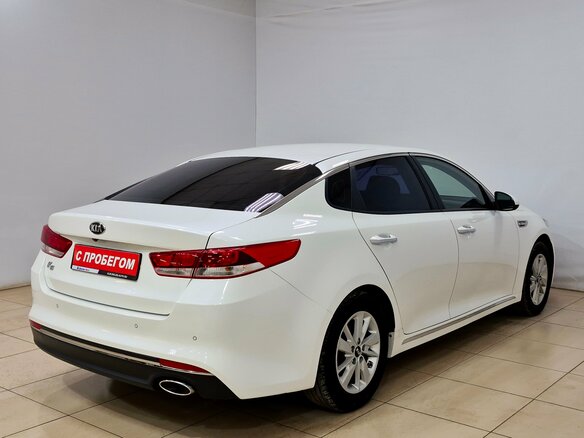 2016 Kia K5 II, белый - вид 3
