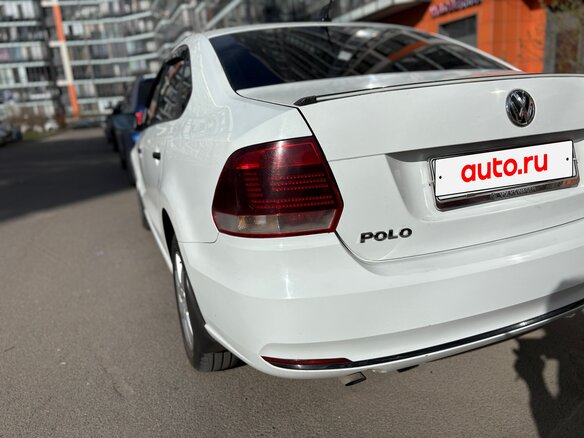 2019 Volkswagen Polo V Рестайлинг, белый, 900000 рублей - вид 30
