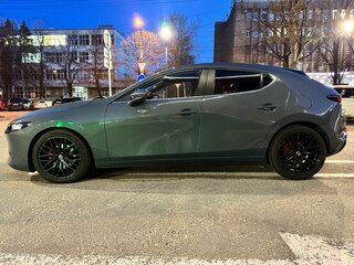 2019 Mazda 3 IV (BP), серый, 2050000 рублей, вид 3