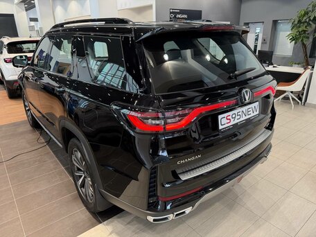 2024 Changan CS95 I Рестайлинг 2, чёрный, 4709900 рублей, вид 4