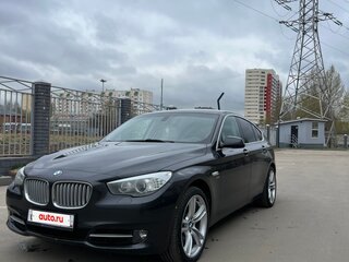 2011 BMW 5 серии Gran Turismo 550i xDrive VI (F10/F11/F07), серый, 1630000 рублей, вид 2