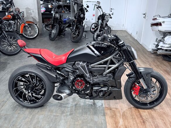 2016 Ducati XDiavel, чёрный, 1799000 рублей - вид 2