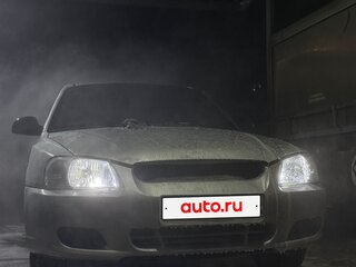 2004 Hyundai Accent ТагАЗ II, серебристый, 210000 рублей, вид 1