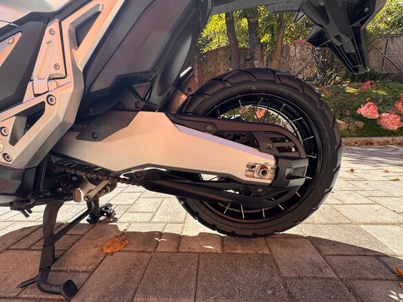 2017 Honda X-ADV, серебристый, 1000000 рублей - вид 10