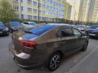 2022 Volkswagen Polo VI, коричневый, 1500000 рублей, вид 3