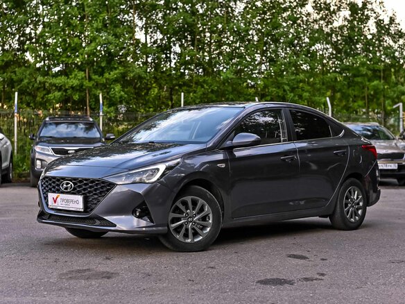 2021 Hyundai Solaris II Рестайлинг, серый, 1396000 рублей
