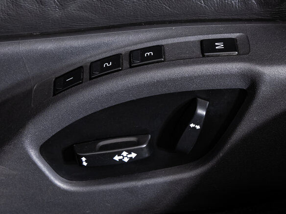 2014 Volvo XC70 II Рестайлинг, чёрный, 1899000 рублей - вид 16