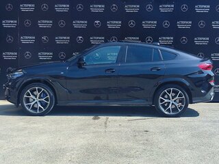 2022 BMW X6 40i III (G06), чёрный, 8250000 рублей, вид 3
