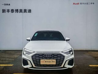 2023 Audi A3 Sportback 35 TFSI IV (8Y), белый, 1644400 рублей, вид 2