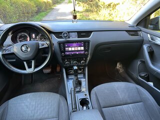 2017 Skoda Octavia III (A7) Рестайлинг, чёрный, 1620000 рублей, вид 1