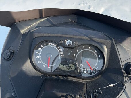 2014 BRP Ski-Doo Skandic 550, жёлтый, 800000 рублей, вид 4