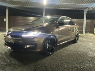 2019 Volkswagen Polo V Рестайлинг, коричневый, 1020000 рублей, вид 2