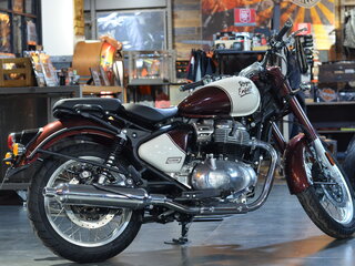 2026 Royal Enfield Classic 650, пурпурный, 712000 рублей, вид 3