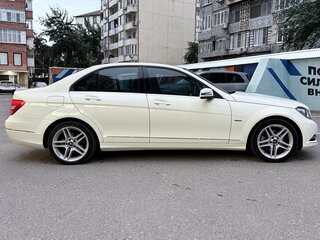 2012 Mercedes-Benz C-Класс 180 BlueEFFICIENCY III (W204) Рестайлинг, белый, 1250000 рублей, вид 4