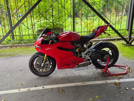 2012 Ducati Panigale S, красный, 1300000 рублей, вид 2