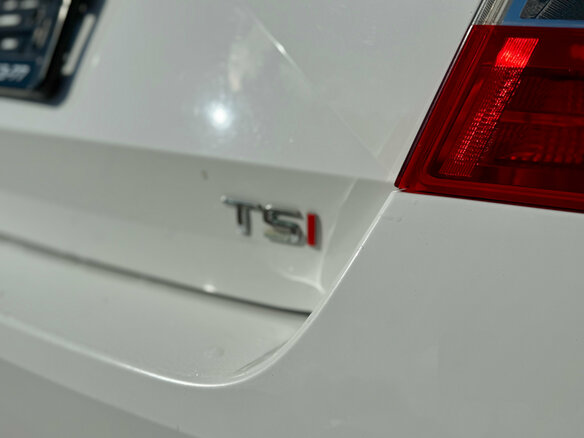 2013 Skoda Octavia III (A7), белый, 875000 рублей - вид 15