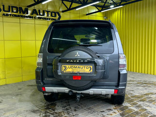 2012 Mitsubishi Pajero IV Рестайлинг 1, серый, 1799000 рублей, вид 5
