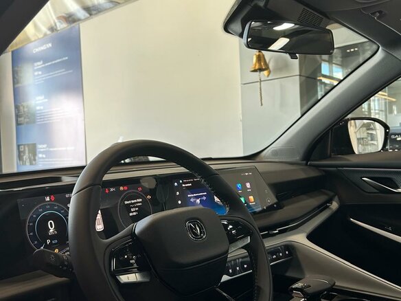 2024 Changan CS75 Plus III, чёрный - вид 1