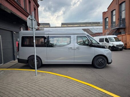 2026 Farizon SuperVan, серебристый, 3376300 рублей, вид 5