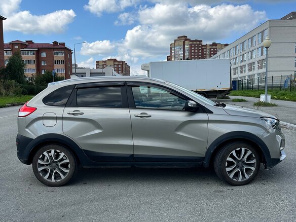 2019 Lada (ВАЗ) XRAY Cross I, бежевый, 750000 рублей - вид 6