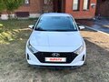 2021 Hyundai i20 MHEV III, белый, 1580000 рублей - вид 1